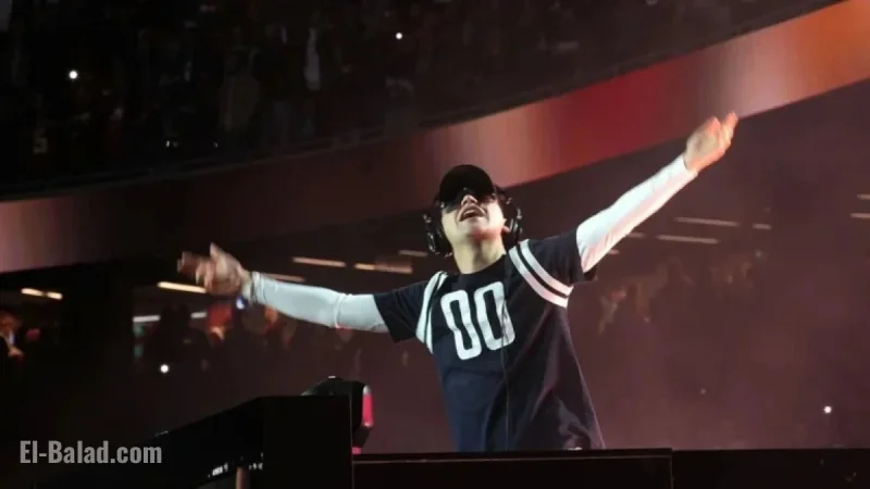 Daddy Yankee and Bizarrap Electrify Bernabéu During NFL Halftime Show