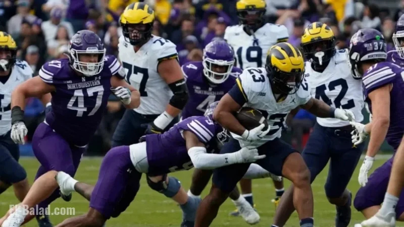 Michigan Football’s Jordan Marshall Exits Game with Shoulder Injury