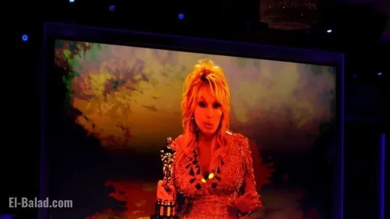 Dolly Parton Skips Awards Show Amid Health Concern Rumors