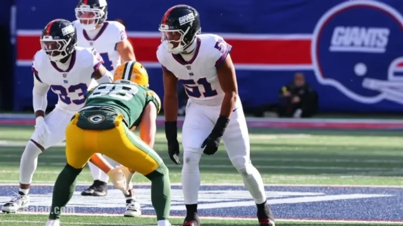 Giants’ Carter Benched for Series After ‘Mistake’