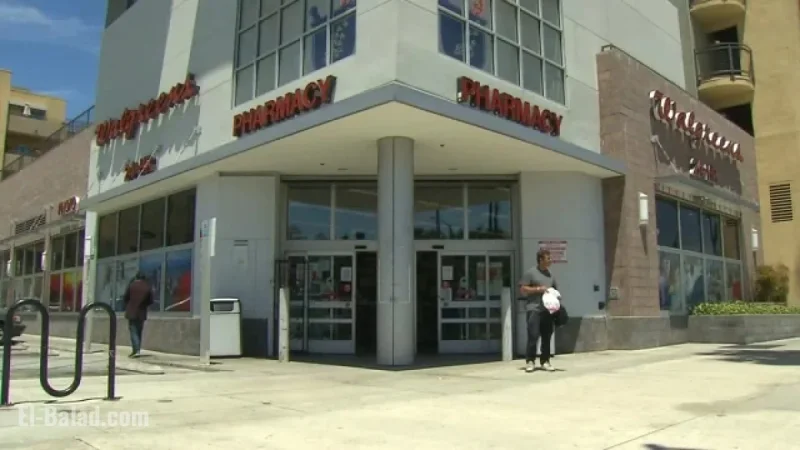 Major Retailer Reduces Paid Holidays, Including Christmas and Thanksgiving, for Hourly Staff