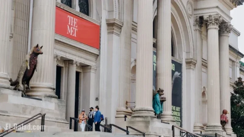 Met Museum Advances Fashion with New Condé Nast Galleries