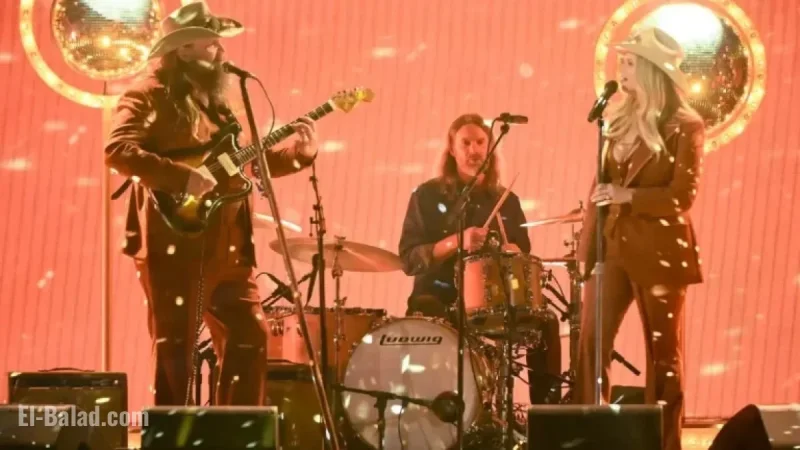 Chris Stapleton, Miranda Lambert Shine with ‘A Song to Sing’ at 2025 CMA Awards
