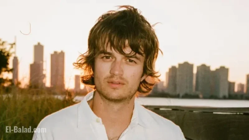 Joe Keery Talks Touring, Love, and Life Post-‘Stranger Things’