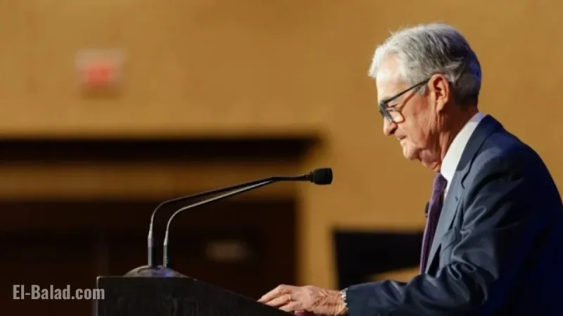 Fed Beige Book: Employers Embrace AI, Revise Hours, Freeze Hiring to Avert Layoffs
