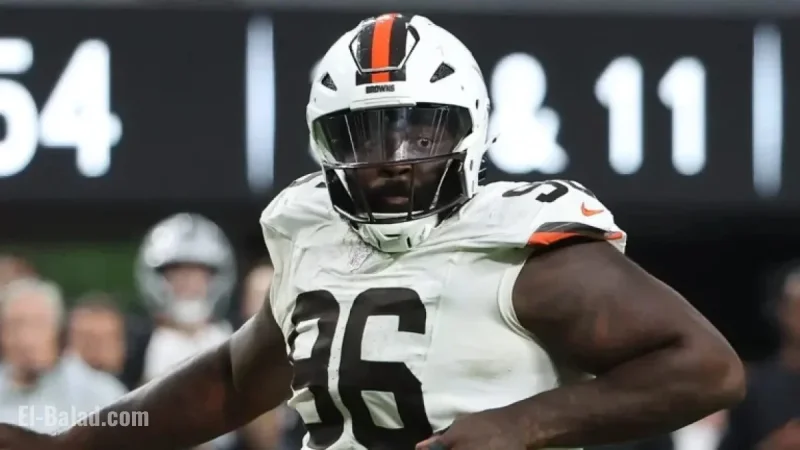 Browns Veteran with 6.5 Sacks Carted Off vs. 49ers