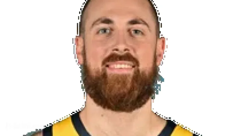 Jay Huff Shines in Friday’s Victory