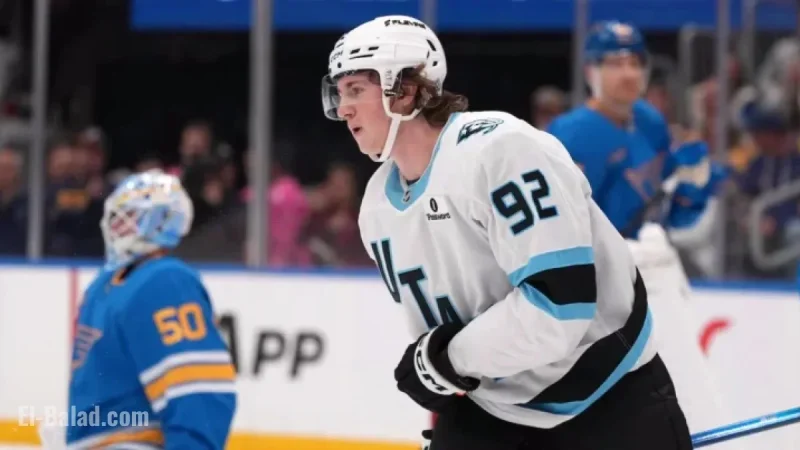 Mammoth’s Cooley Exits Game with Suspected Knee Injury
