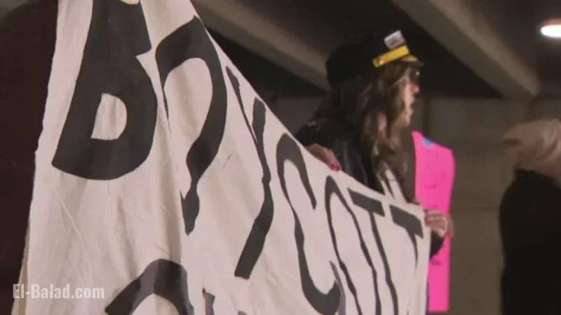 Activists Urge Travelers to Boycott Avelo Airlines in BNA Protest