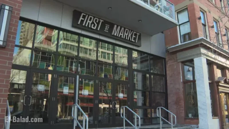 AHS Orders Calgary Food Hall Closure Over Pest Issues