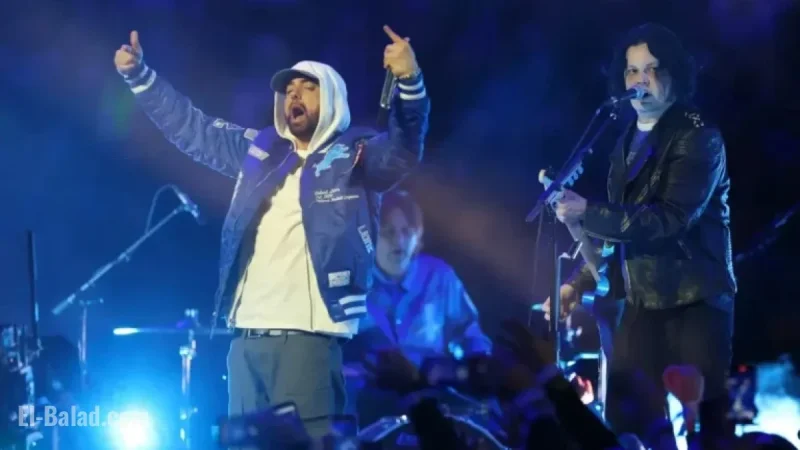 Eminem Surprises Fans with Jack White at Thanksgiving Halftime Show