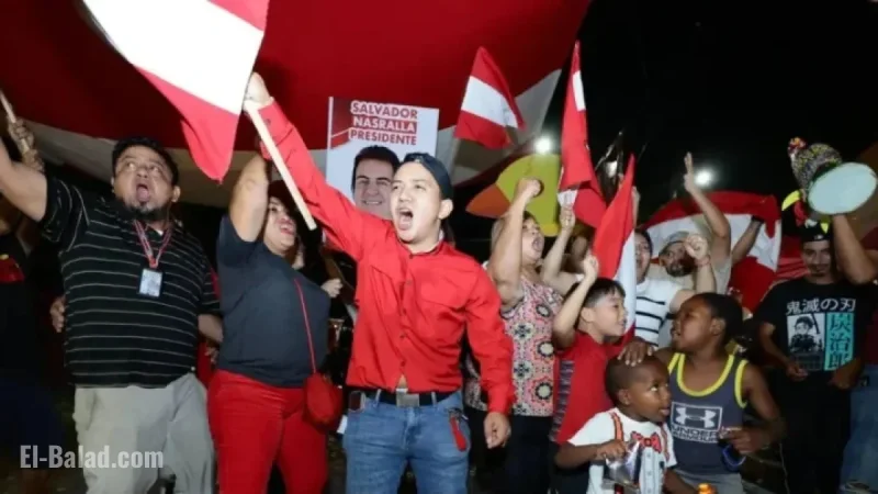 Flags and Lights Illuminate Liberal Party Celebration in San Pedro Sula