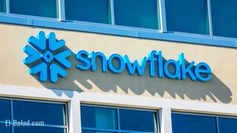 Snowflake Stock Surges Amid Earnings Report, Stock Market Approaches Highs