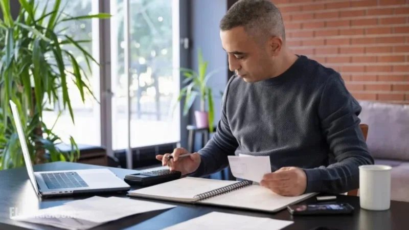 IRS Tax Brackets Shift in 2026: Experts Explain Impact on You