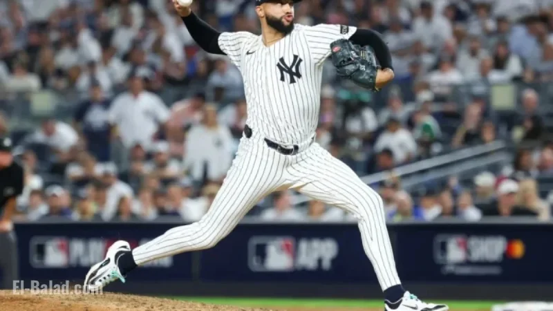 Mets Sign Devin Williams to a Three-Year Contract