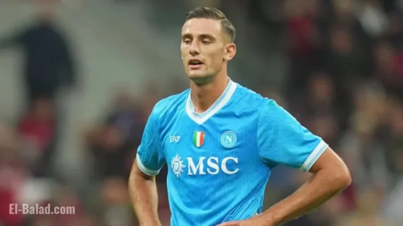 Napoli vs Cagliari at 18:00: Conte Highlights Lucca and Ambrosino
