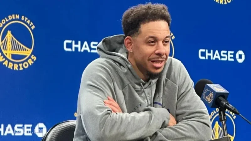 Seth Curry Returns to Warriors, Reunites with Brother Stephen