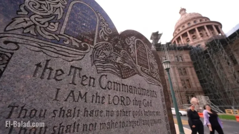 Texas Families Challenge School Districts Over Ten Commandments Displays