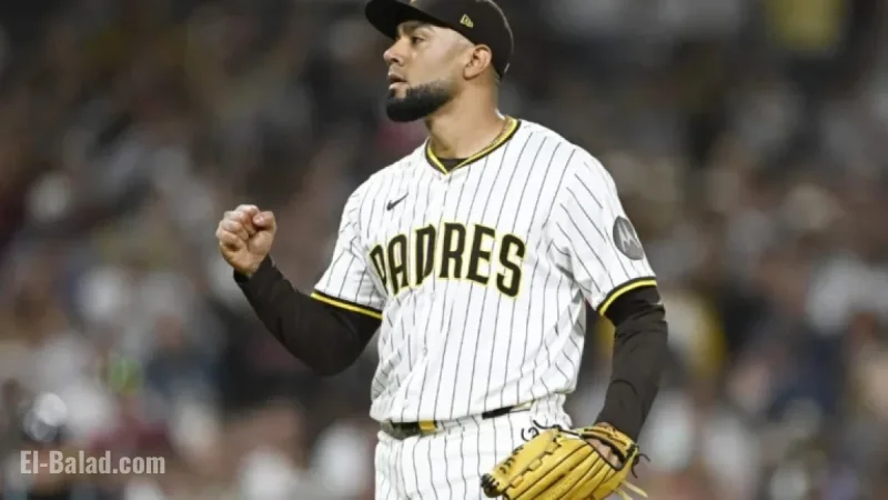 Blue Jays Pursue Signing Pitcher Robert Suarez