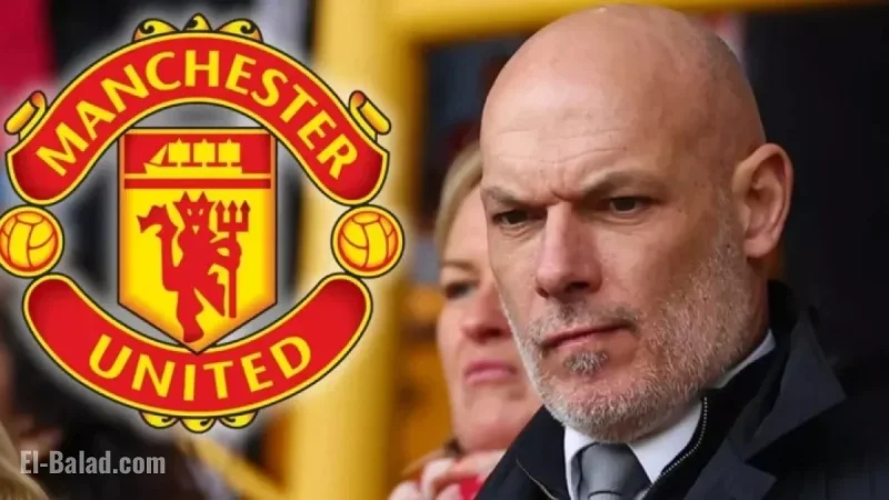 Howard Webb Urged to Act After Controversial Man United Referee Call