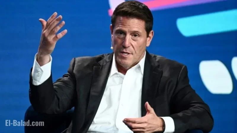 Kevin Mayer Predicts Paramount-Netflix Bidding Battle for Warner Bros. Discovery