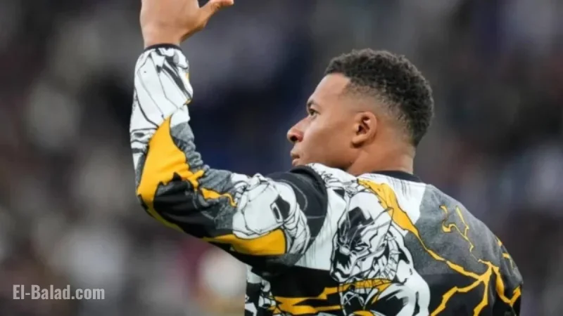 Mbappé Joins Squad for Clash Against City
