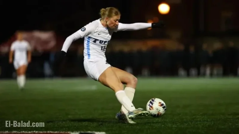 Tufts Women’s Soccer Falls 3-0 to Emory in NCAA Semifinals
