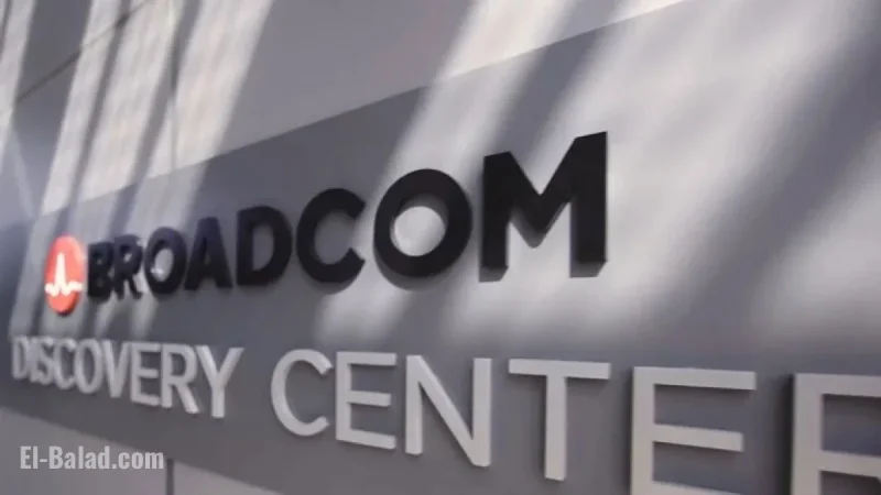 Broadcom Stock Fluctuates Despite Q4 Earnings Beat and Raise