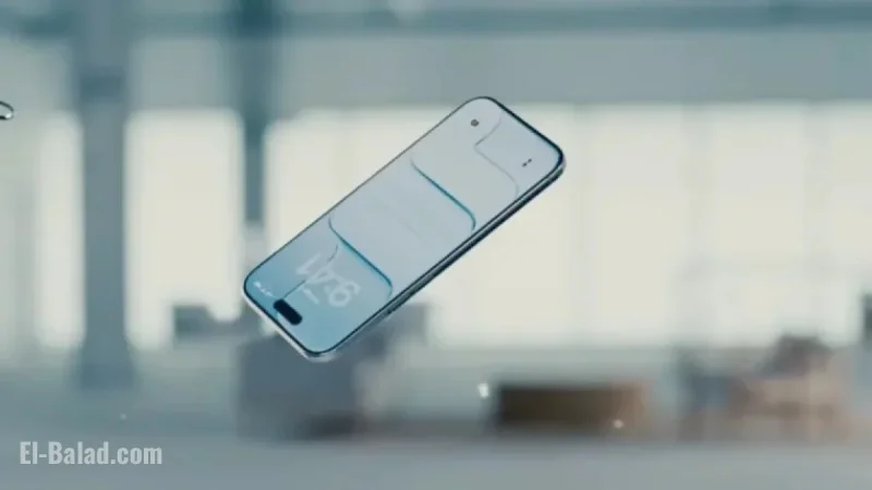Apple’s iOS 26.2 Enables Lock Screen Liquid Glass Rollback