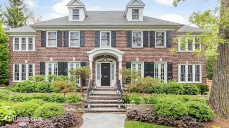 ‘Home Alone’ House Restored to Match Christmas Movie in Winnetka, Illinois
