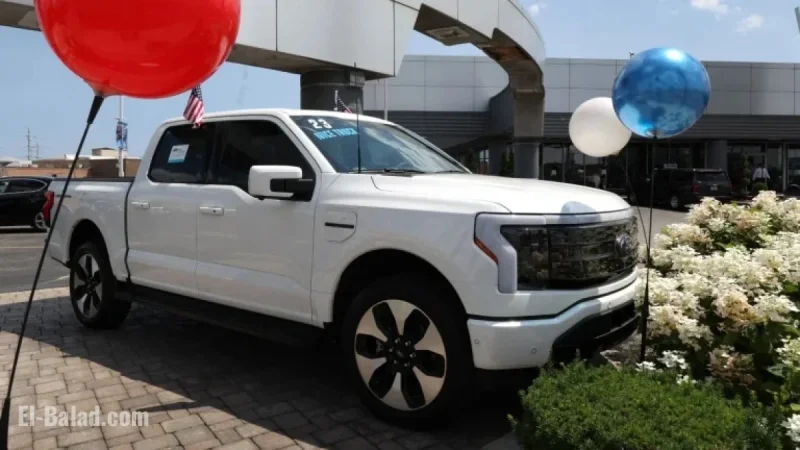 Ford Halts F-150 Lightning Production, Shifts Focus to Hybrids