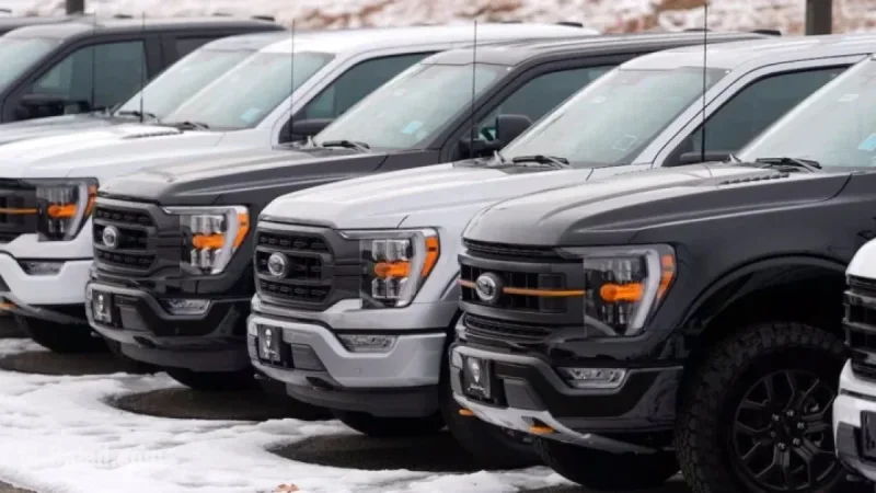 Ford Halts F150 Lightning Production Amid Losses and Waning EV Demand