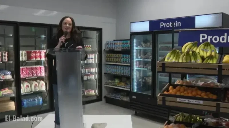 Downtown Calgary Welcomes New Grocery-Style Food Bank