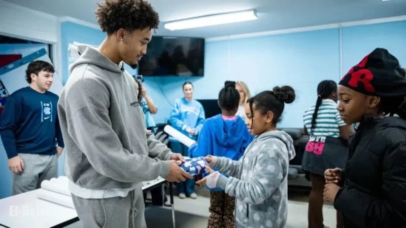 Lucas Highlights Santa Seth in UNC Athletics