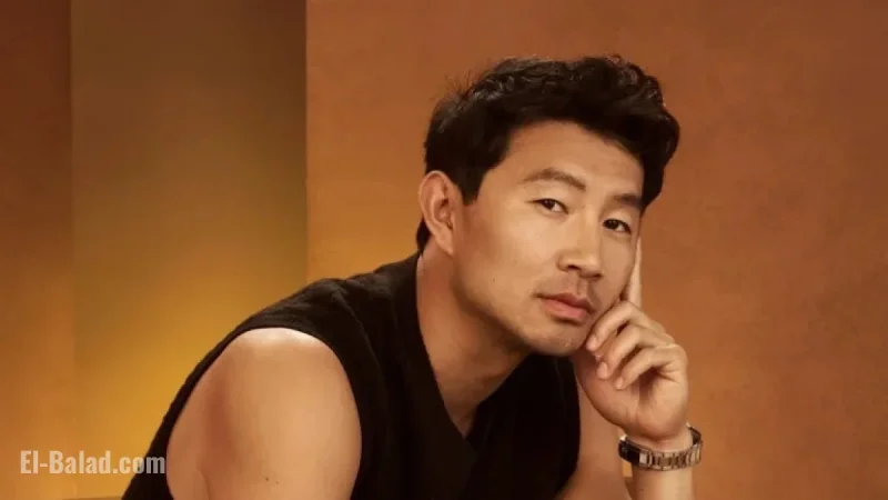 Simu Liu Debuts on Broadway in ‘Oh, Mary!’