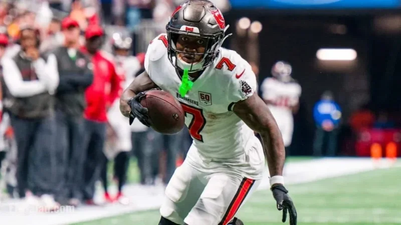 NFL Fantasy 2025: Week 16 Running Back Start ‘Em, Sit ‘Em Guide