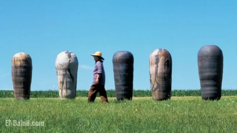 Traveling Retrospective Celebrates Ceramic Artist Toshiko Takaezu