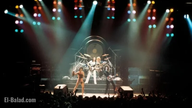 Queen Releases Unheard Song Cut from 1974 Album for Christmas Special
