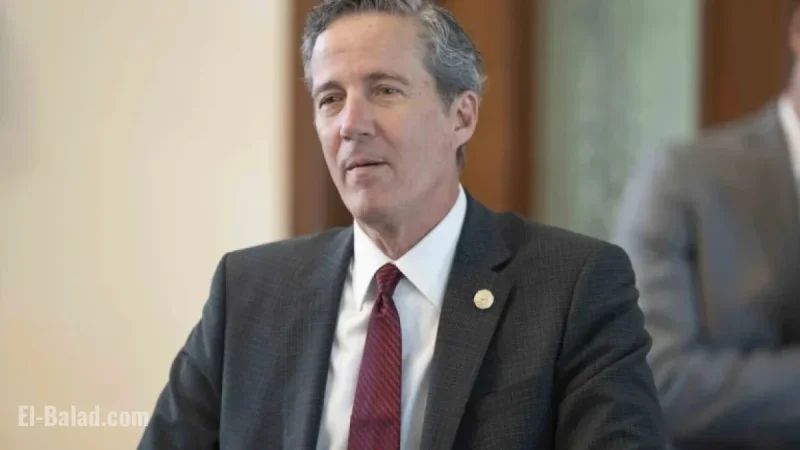 Texas Comptroller Demands Clarification on School Voucher Exclusions