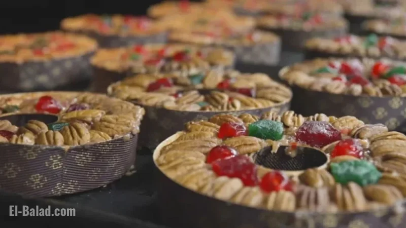 Texas Bakery Takes Holiday Fruitcake Tradition Seriously