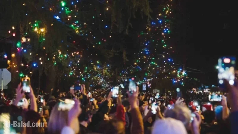 Christmas Tree Lane Survives Deadly Wildfire in Altadena