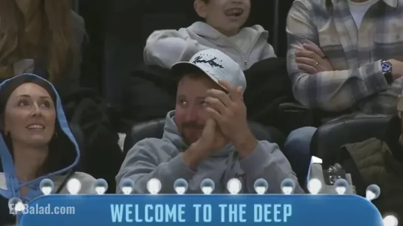 Mariners’ Cal Raleigh Receives “MVP” Chants at Kraken Game