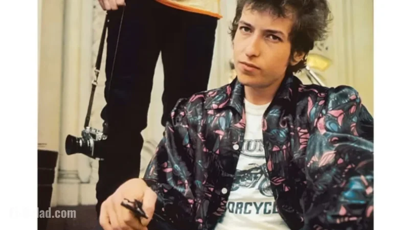 Fans Hail Bob Dylan, Springsteen, Young’s ‘Badass’ Highway 61 Revisited Performance