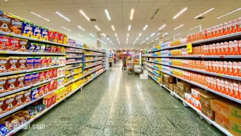 Thief Steals Liquor in Supermarket, Attacks Security During Escape