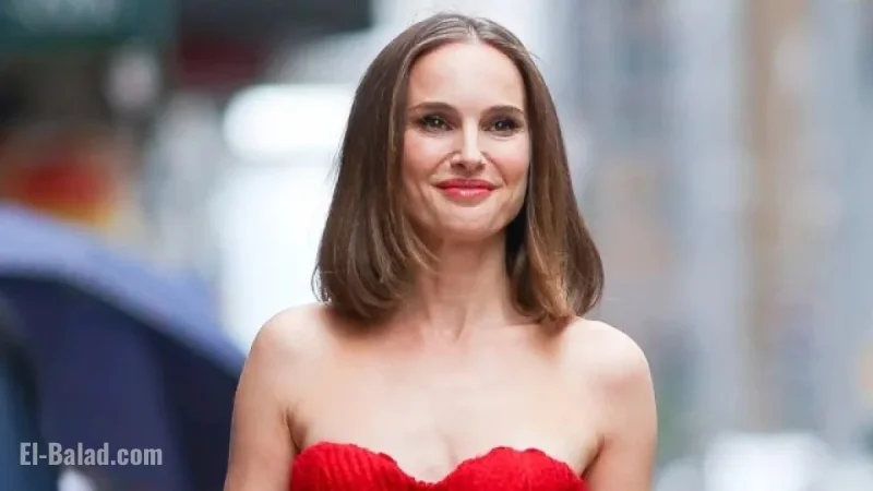 Natalie Portman Stuns in Bold Swimsuit