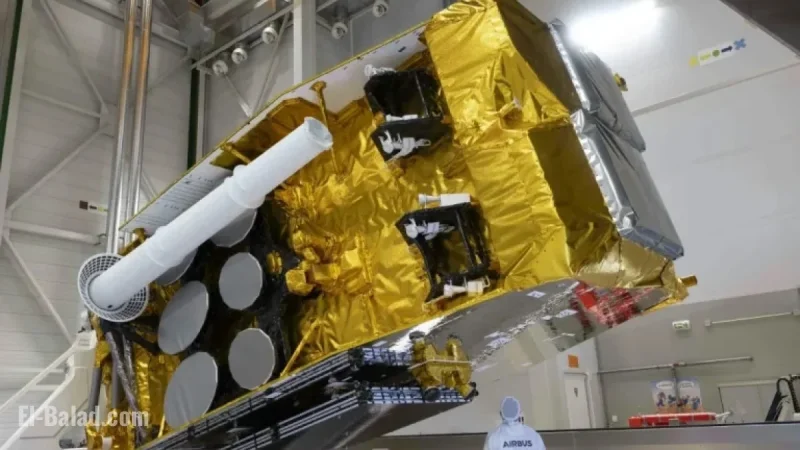 Spanish Communications Satellite Damaged by Space Particle Impact