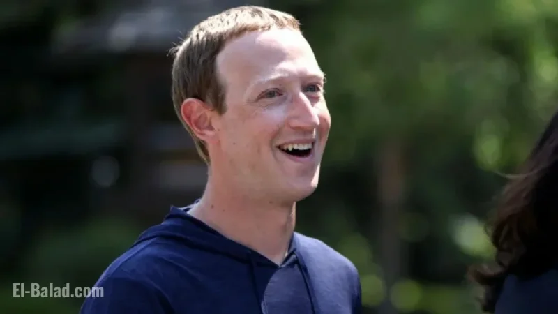 Zuckerberg’s Neutral Living Room Exemplifies Effective Warm Minimalism