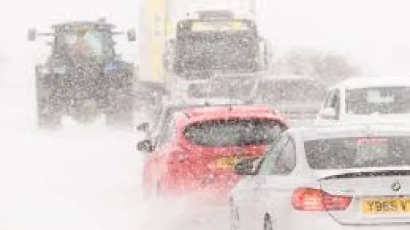 UK Issues Ice Warnings; Heavy Snow Predicted for Scotland