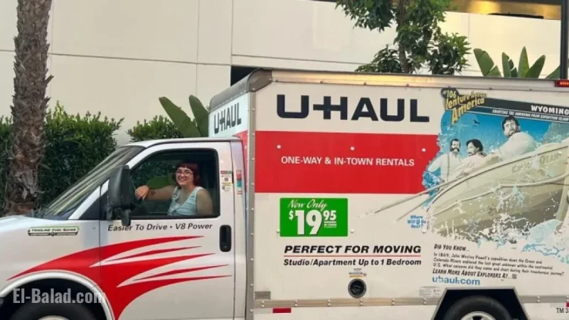 California Exodus: Regular Folks Join Billionaires in Renting U-Hauls