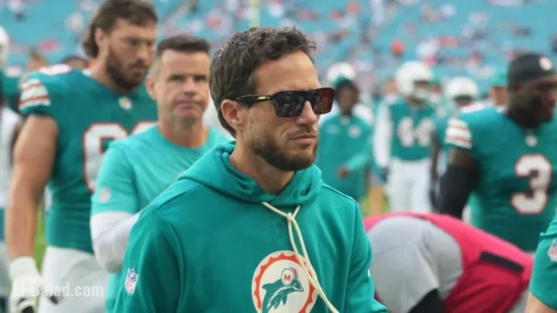 Dolphins Dismiss Mike McDaniel as Head Coach
